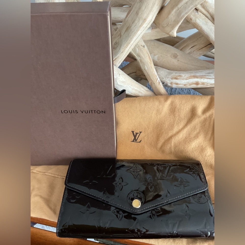 LV Amarante Sarah wallet
